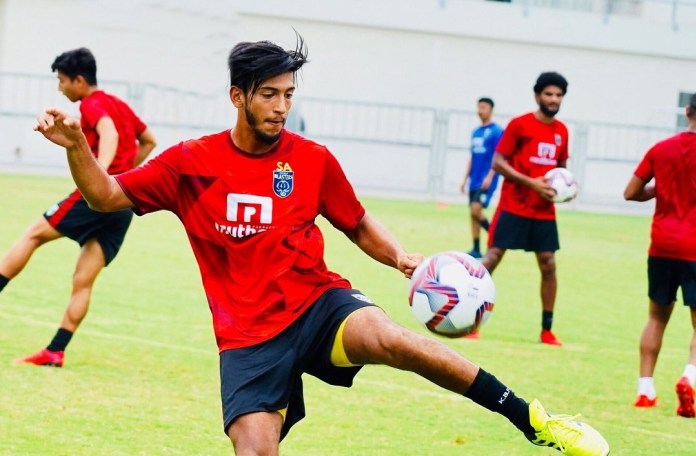 കേരള ബ്ലാസ്റ്റേഴ്‌സ് താരം സഹൽ അബ്ദുൽ സമദ് ഏഷ്യാകപ്പിനായുള്ള ഇന്ത്യൻ സാധ്യത ടീമിൽ