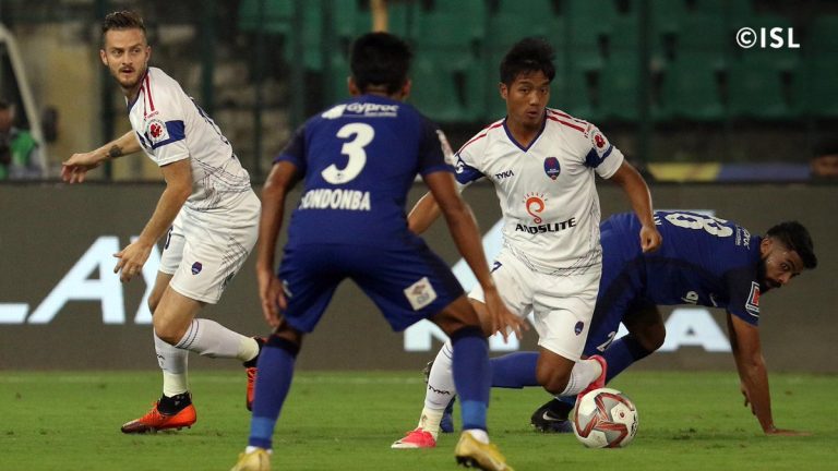 കട്ടക്കലിപ്പിൽ ചെന്നെയിനും ഡൽഹിയും