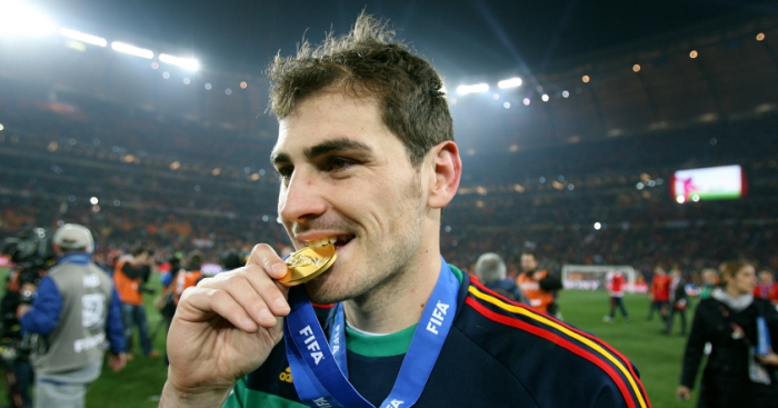 റൊണാൾഡോയ്ക്കൊപ്പം സെഞ്ചുറി ക്ലബ്ബിൽ കയറി കസിയസ്