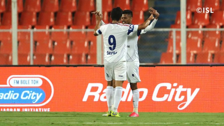 ഗോളുകളെല്ലാംഅടിച്ചത് ഇന്ത്യൻ താരങ്ങൾ, പൂനെയെ തകർത്ത് ഡൽഹി