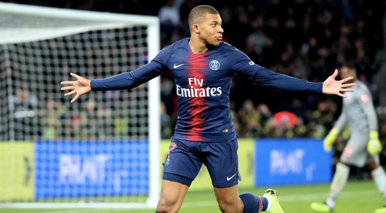 “എംബപ്പേ പിഎസ്ജിയിൽ തുടരും”