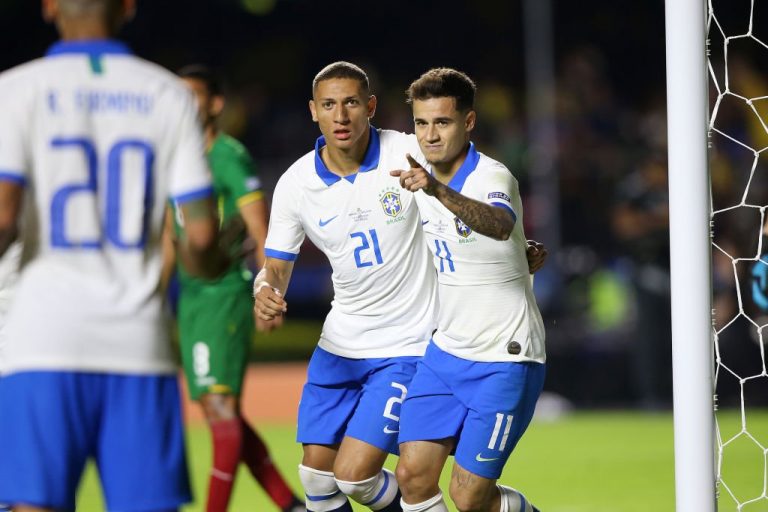 മൂന്നിൽ മൂന്നും ജയിച്ച് കൊളംബിയ